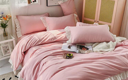 Understanding Bed Sheet Fabrics: A Comparison of Cotton, Polyester, and More