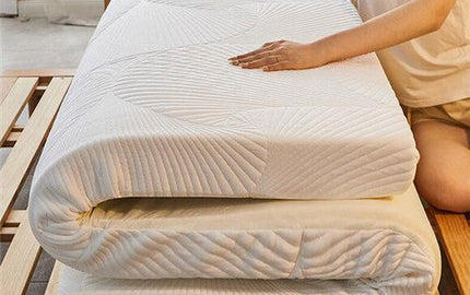 Why Does Your Latex Mattress Turn Yellow? How to Clean and Protect It