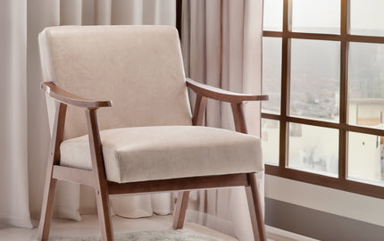 A Mid-Century Masterpiece: The Ideal Chair for Modern Interiors