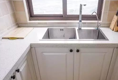 how to installation doors for 90-diploma nook shelves