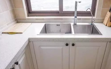 how to installation doors for 90-diploma nook shelves