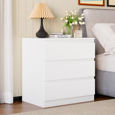 White Wood Dresser for Bedroom, 3 Drawer Dresser for Clothes Storage, Modern Dressers with Wide Drawers, Wide Wooden Chest Drawers for Living Room, Entryway, TV Stand